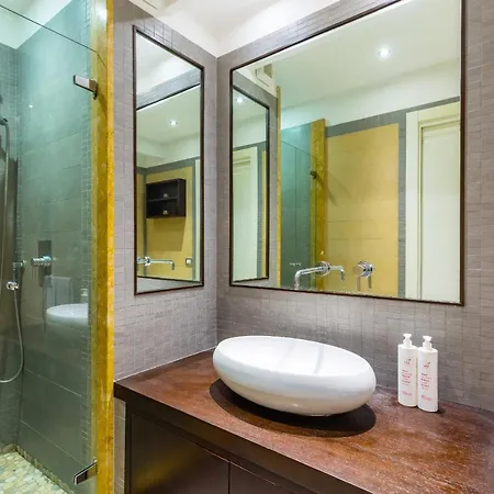 Stylish At Piazza Municipio By Wonderful Italy 公寓