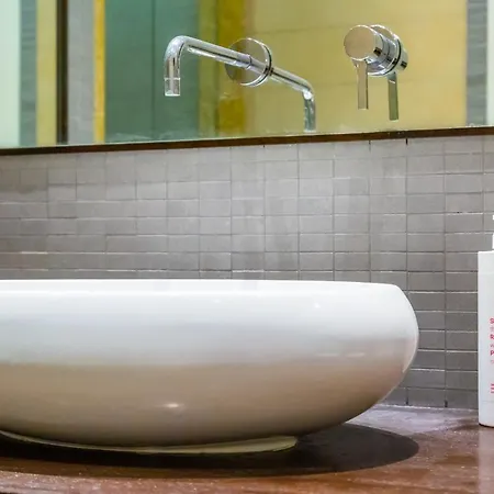 公寓 Stylish At Piazza Municipio By Wonderful Italy *