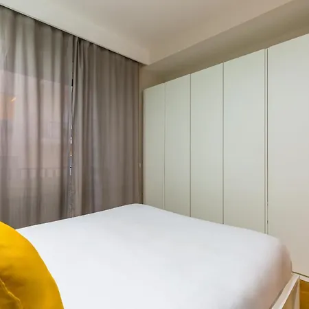 公寓 Stylish At Piazza Municipio By Wonderful Italy *