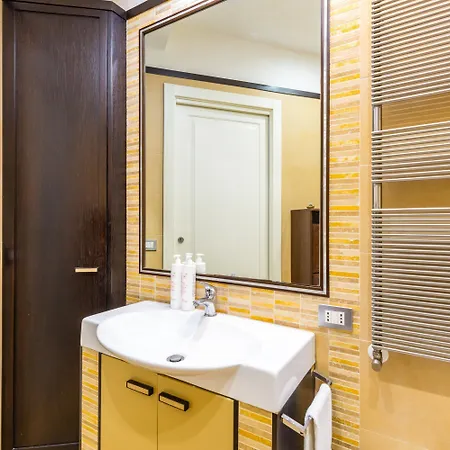 Stylish At Piazza Municipio By Wonderful Italy 那不勒斯