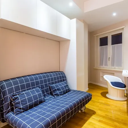 Stylish At Piazza Municipio By Wonderful Italy * 那不勒斯